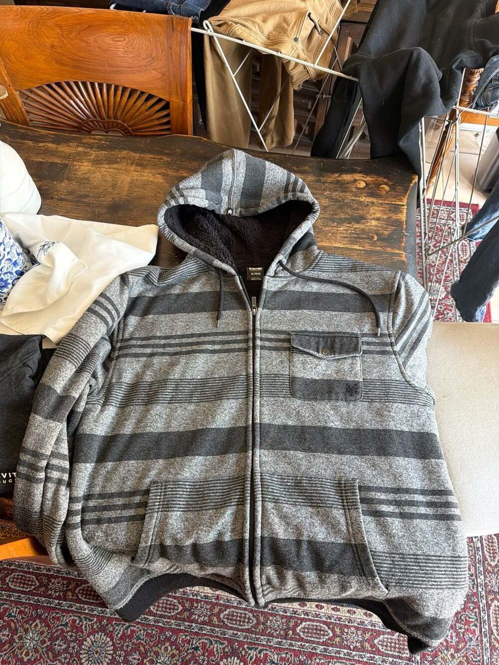 Zoo York Men's XL Full Zip Striped Sherpa-Lined Hoodie Jacket
